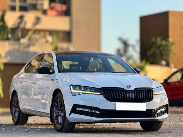 Skoda Superb Sportline 1.8 TSI AT Second-hand 2020 Skoda Superb Sportline 1.8 TSI AT for sale in Surat