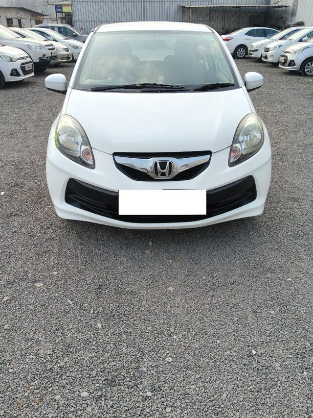 Honda Brio S MT Second-hand 2012 Honda Brio S MT for sale in Surat