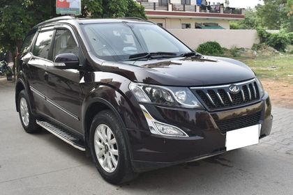 2017 Mahindra XUV500 AT W10 1.99 mHawk