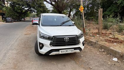 2021 Toyota Innova Crysta 2.4 ZX 7 STR AT