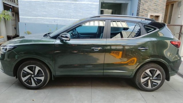 MG ZS EV 100 Year Limited Edition - Photo 4