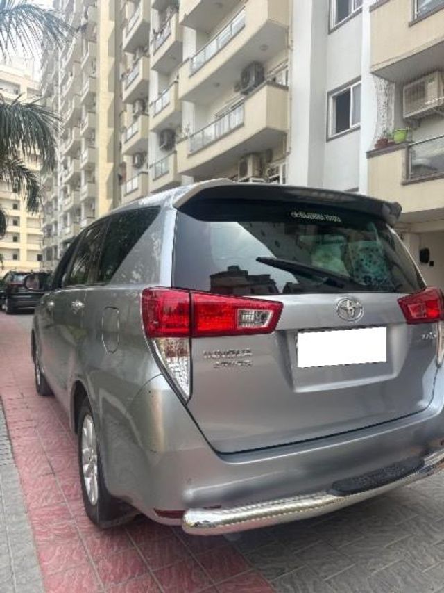 Toyota Innova Crysta 2.4 G MT Second-hand 2020 Toyota Innova Crysta 2.4 G MT for sale in Varanasi