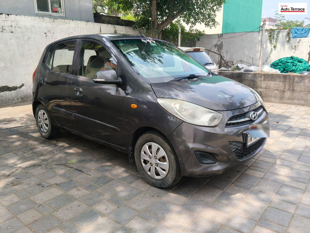 Second-hand 2011 Hyundai i10 Magna for sale in Chennai