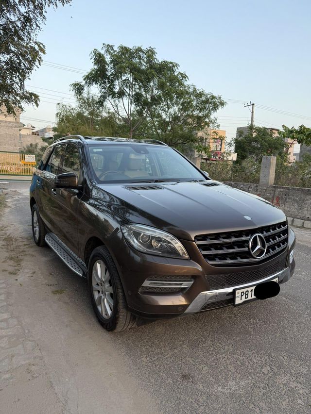 Mercedes-Benz M-Class ML 250 CDI Second-hand 2014 Mercedes-Benz M-Class ML 250 CDI for sale in Ludhiana