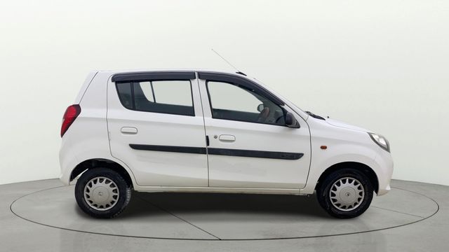 Second-hand 2014 Maruti Suzuki Alto 800 LXI for sale in Vadodara