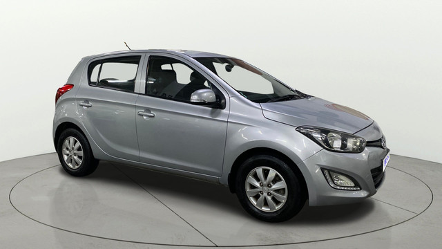 Second-hand 2013 Hyundai i20 Sportz 1.4 CRDi for sale in Chandigarh-0
