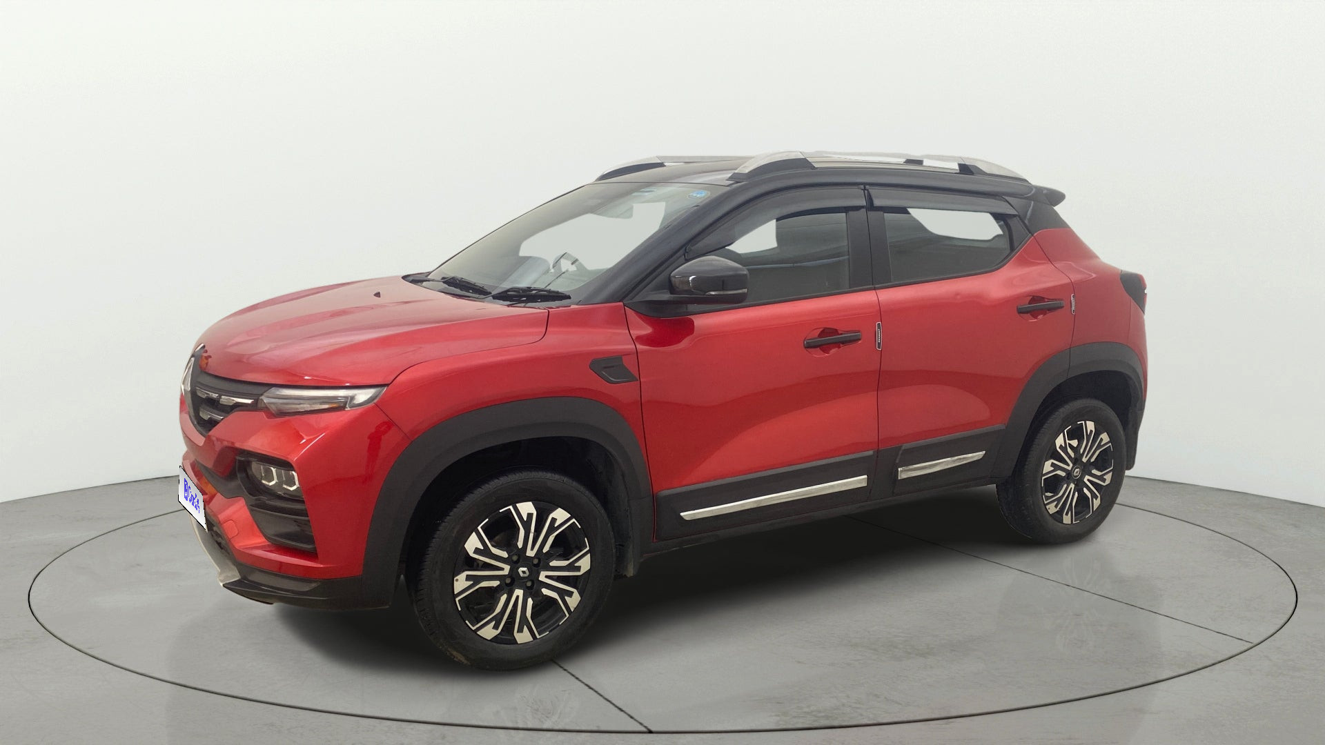 Buy Used Renault Kiger RXT AMT Opt of 2022 model @ 6,39,000 INR in ...