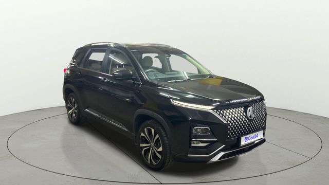 MG Hector Savvy Pro CVT 2023-2025 Second-hand 2023 MG Hector Savvy Pro CVT 2023-2025 for sale in Surat