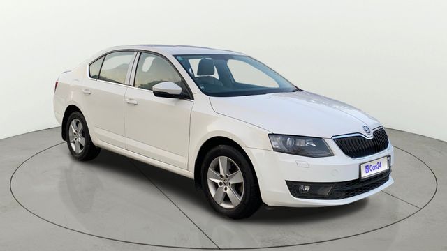 Skoda Octavia 1.8 TSI AT Style Plus Second-hand 2017 Skoda Octavia 1.8 TSI AT Style Plus for sale in Vadodara
