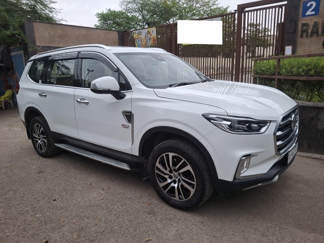 Second-hand 2024 MG Gloster Savvy 4x4 7Str for sale in New Delhi-0