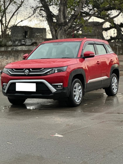 2023 Maruti Suzuki Brezza Lxi CNG