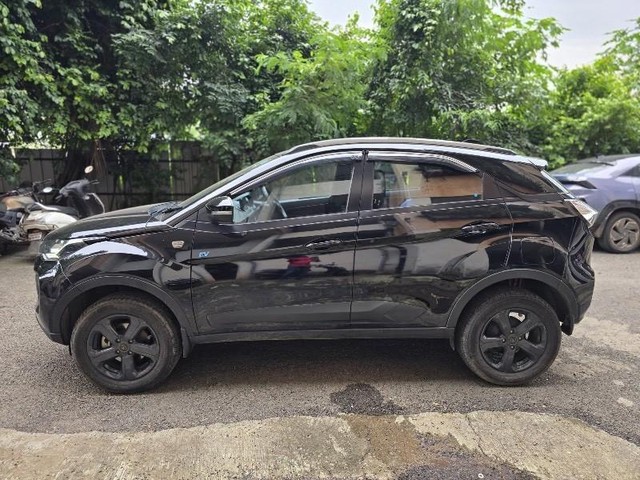 Tata Nexon EV XZ Plus - Photo 4