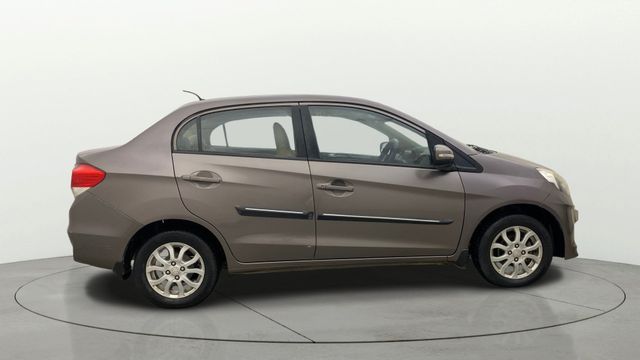 Honda Amaze VX AT i-Vtech Second-hand 2014 Honda Amaze VX AT i-Vtech for sale in Gulbarga