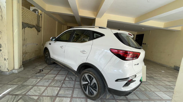 MG ZS EV Excite - Photo 6