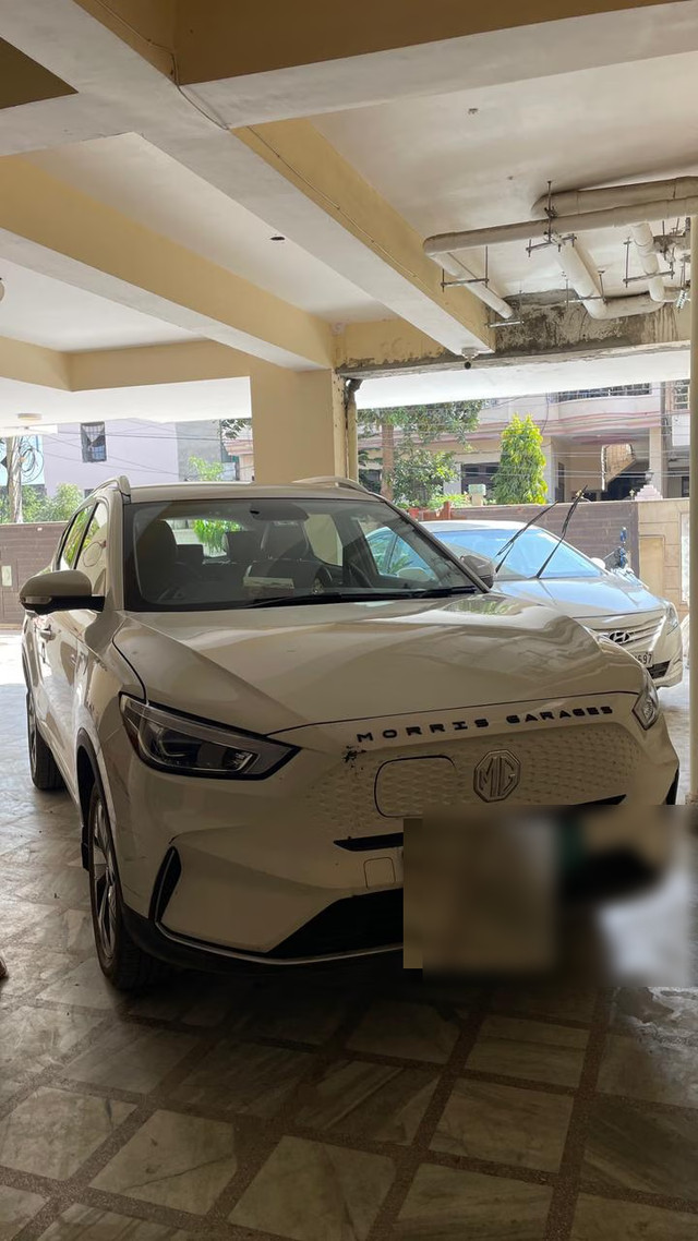 MG ZS EV Excite - Photo 2