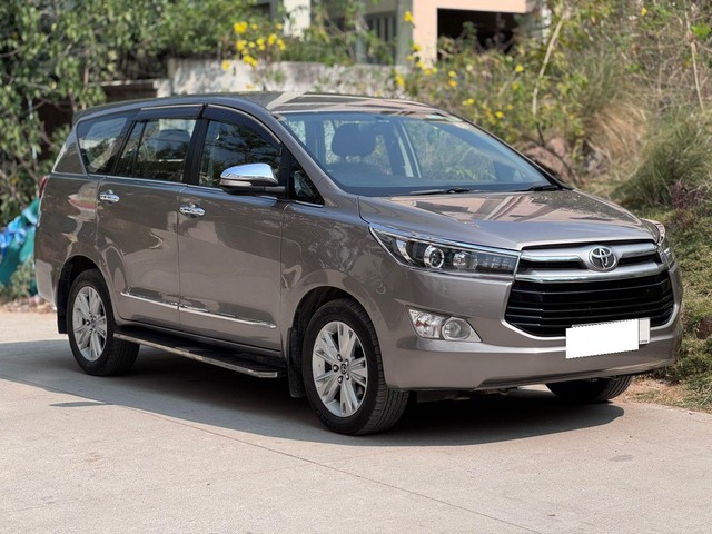 Second-hand 2016 Toyota Innova Crysta 2.8 ZX AT BSIV for sale in Hyderabad-0