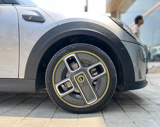 Mini Cooper SE Electric - Photo 6