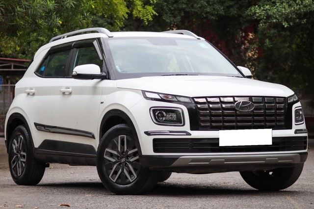 Second-hand 2022 Hyundai Venue S Opt Turbo iMT BSVI for sale in New Delhi-0