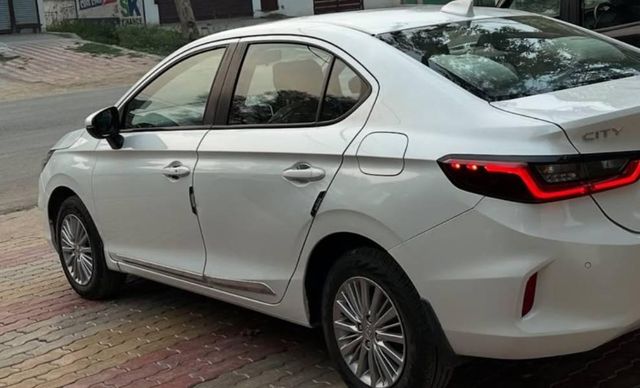 Honda City V MT Second-hand 2022 Honda City V MT for sale in Sonipat