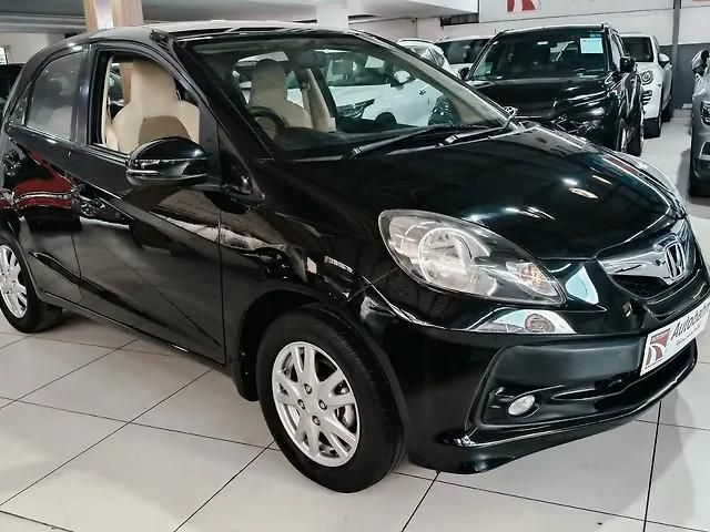 Honda Brio VX AT Second-hand 2015 Honda Brio VX AT for sale in Bangalore