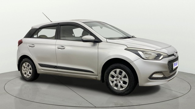 Second-hand 2017 Hyundai i20 Sportz 1.2 for sale in New Delhi-0