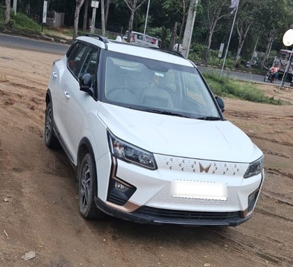 Mahindra XUV400 EV EL Pro DT 394 kWh - Photo 1