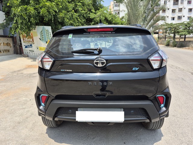 Tata Nexon EV XZ Plus LUX - Photo 4
