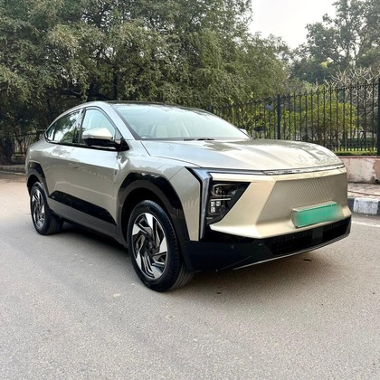 Mahindra XEV 9e Pack Three - Photo 1