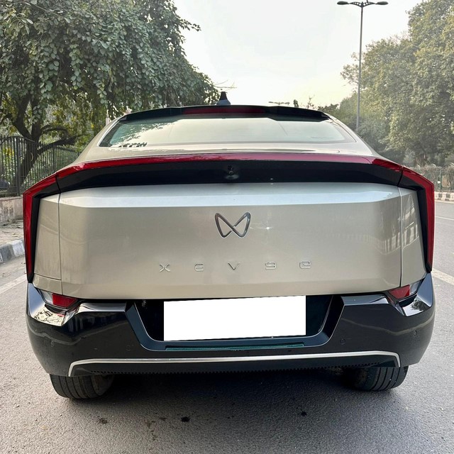 Mahindra XEV 9e Pack Three - Photo 4