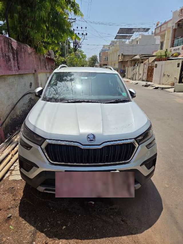 Skoda Kushaq 1.0 TSI Ambition Second-hand 2023 Skoda Kushaq 1.0 TSI Ambition for sale in Rajkot