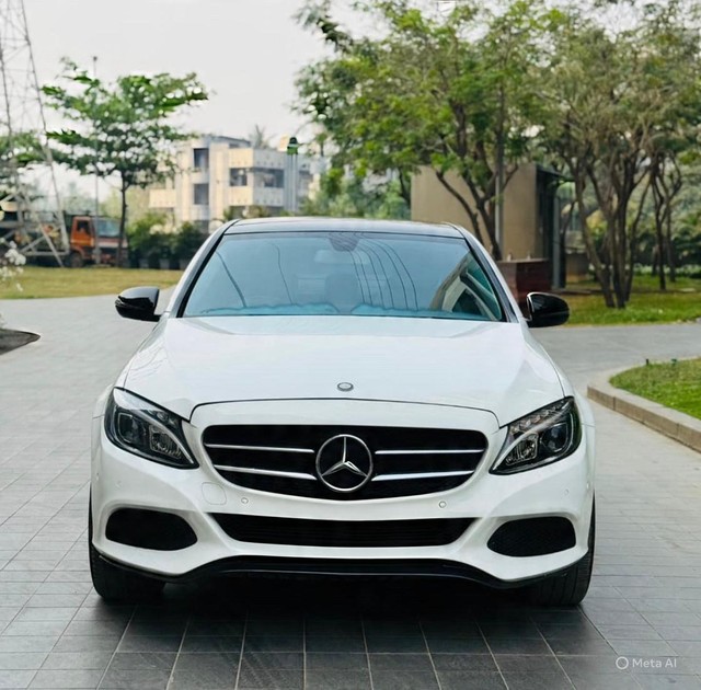 Second-hand 2018 Mercedes-Benz C-Class Progressive C 220d for sale in Mumbai-0