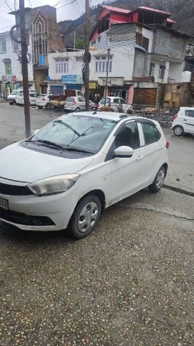 Tata Tiago 1.2 Revotron XT Second-hand 2017 Tata Tiago 1.2 Revotron XT for sale in Jammu