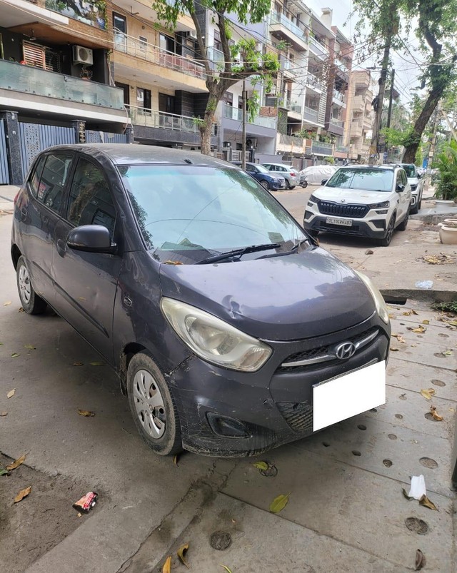 Used 2011 Hyundai i10 Petrol Manual in New Delhi at ₹1.25 Lakh - CarDekho