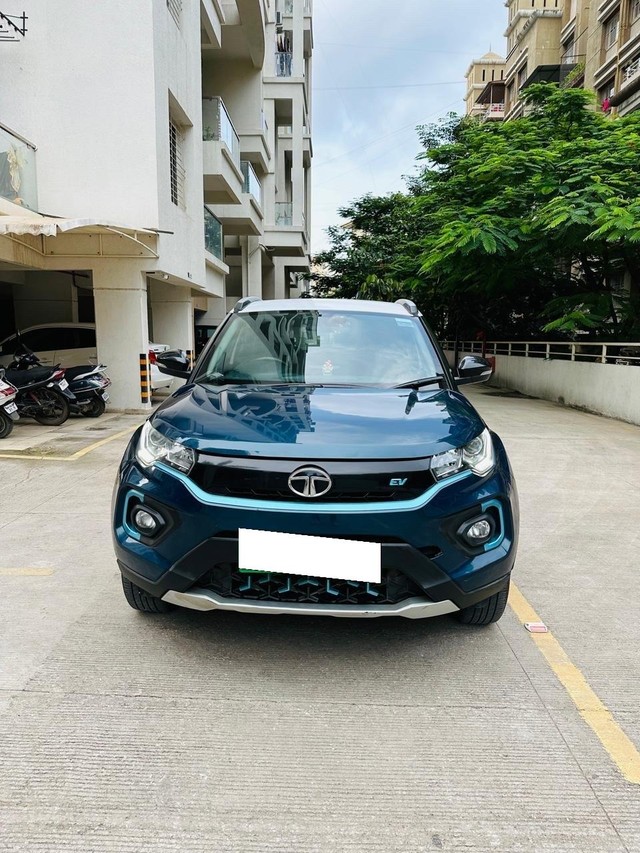 Tata Nexon EV XZ Plus - Photo 6