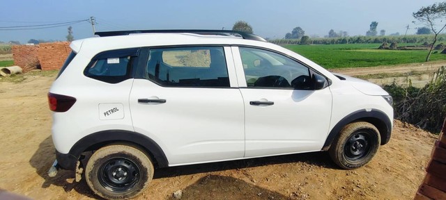 Second-hand 2024 Renault Triber RXE for sale in Muzaffarnagar-0