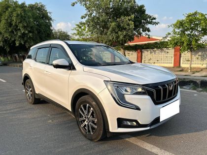 2025 Mahindra XUV700 AX7L 7Str Diesel AT