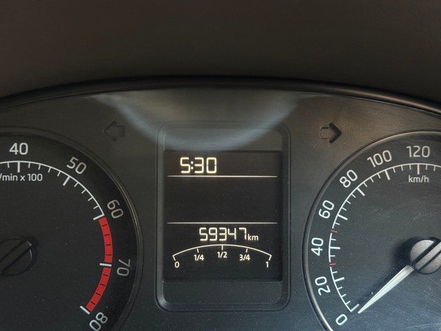 Second-hand 2016 Skoda Rapid 1.6 MPI Ambition Plus for sale in Bangalore-10