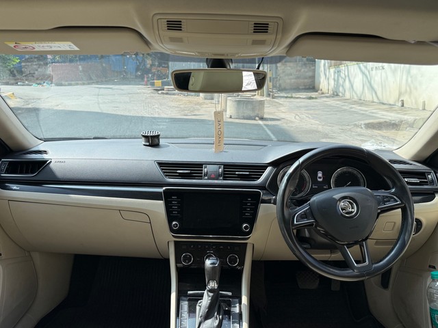 Second-hand 2018 Skoda Superb LK 2.0 TDI AT for sale in Bangalore-11