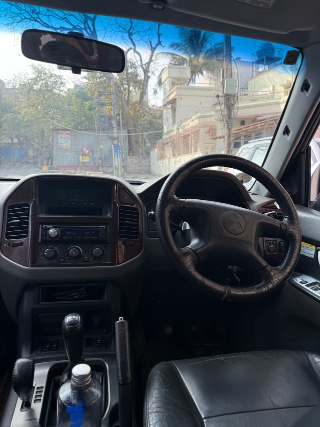 Second-hand 2007 Mitsubishi Montero 3.2 AT for sale in Bangalore-10