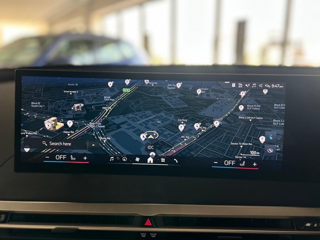 BMW iX xDrive50 - Photo 10