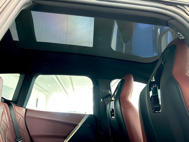 BMW iX xDrive40 - Photo 8