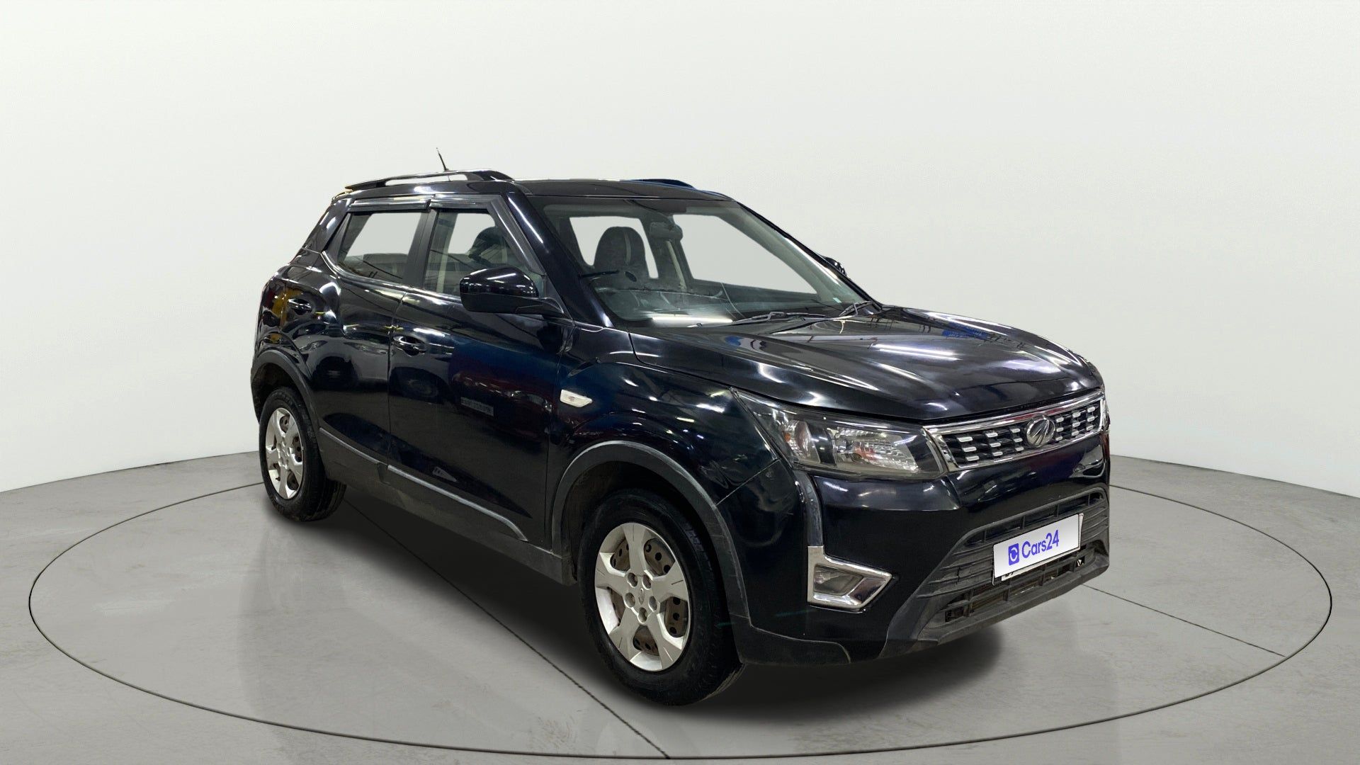 3 Used Mahindra XUV300 Cars in Agar Malwa from ₹5.22 Lakh