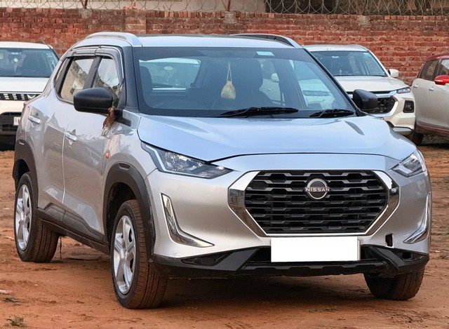 Second-hand 2023 Nissan Magnite XL for sale in Faridabad-0