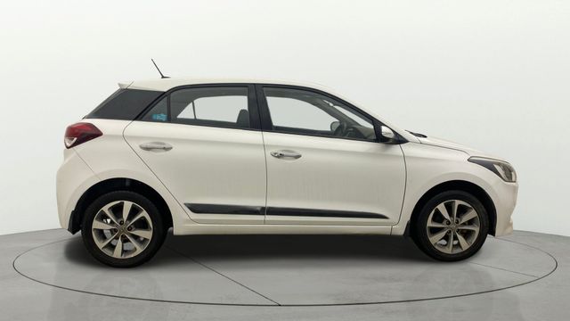Second-hand 2015 Hyundai i20 Asta Option 1.2 for sale in Bangalore