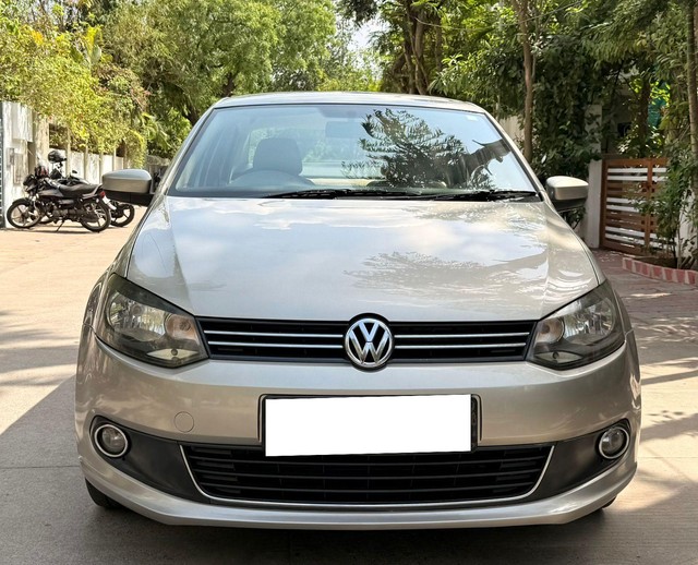 Second-hand 2013 Volkswagen Vento Petrol Highline for sale in Ahmedabad-0