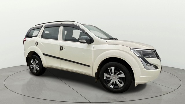 Second-hand 2020 Mahindra XUV500 W5 for sale in Noida-0