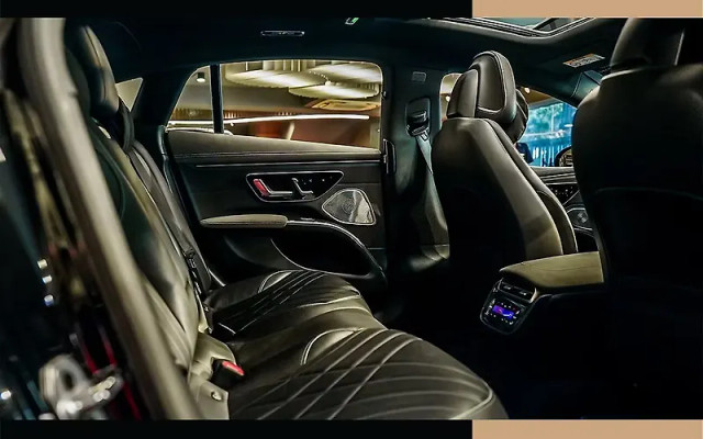 Mercedes-Benz EQS 53 4Matic Plus AMG - Photo 6