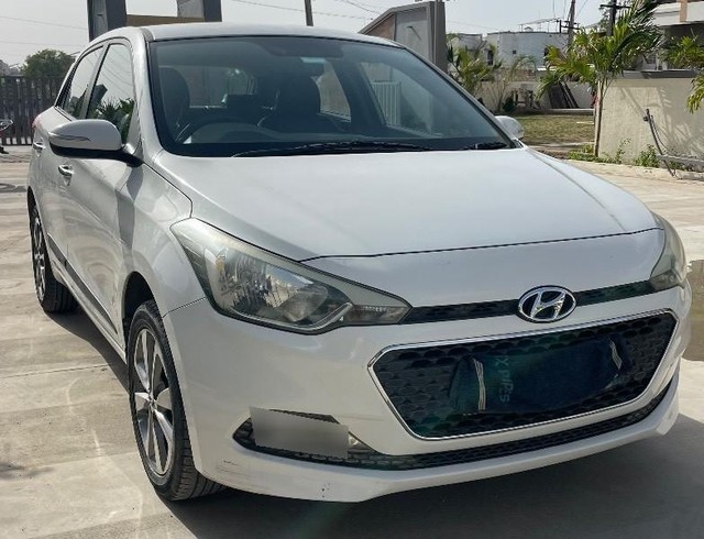 Second-hand 2016 Hyundai i20 Asta 1.4 CRDi for sale in Patan-0