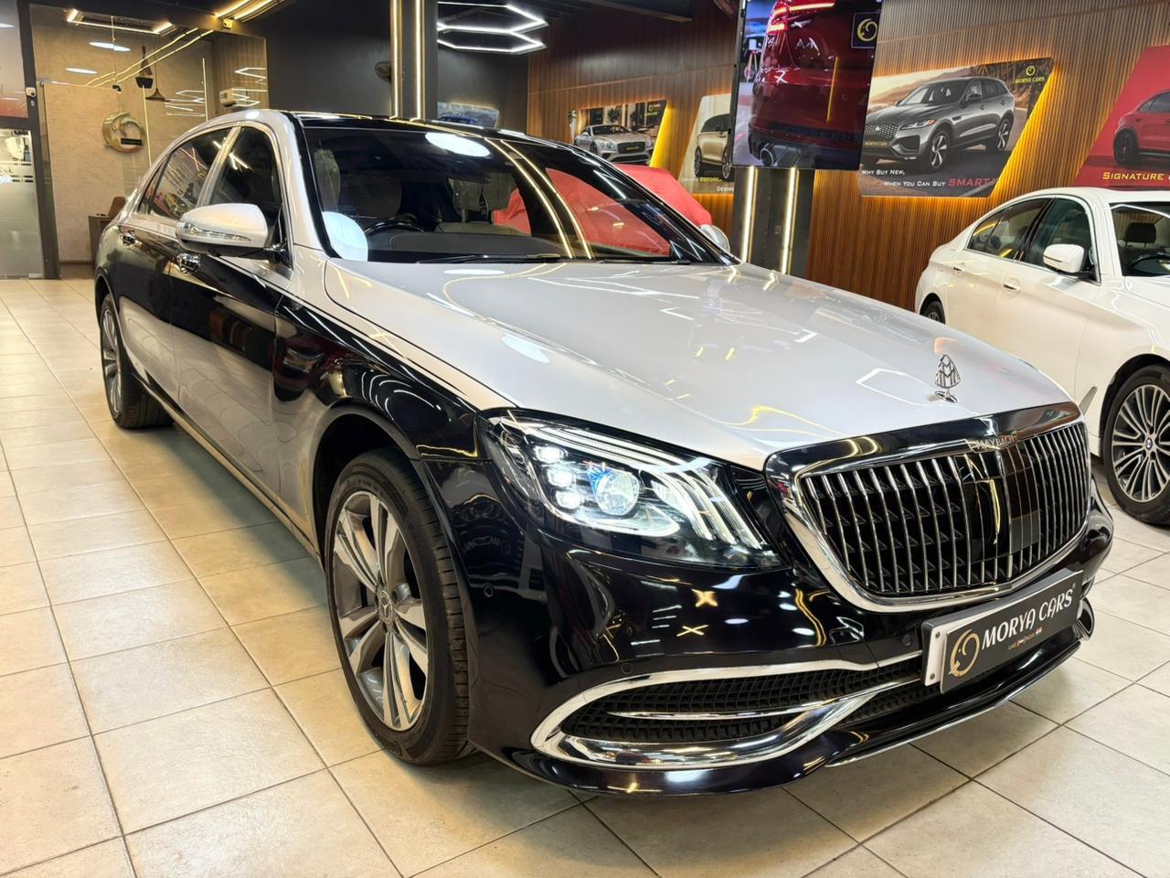 मीरा रोड में पुरानी Mercedes-Benz S-Class