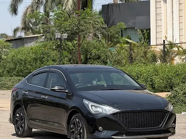 Second-hand 2020 Hyundai Verna CRDi 1.6 SX for sale in Surat-0